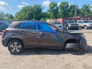 2020 Mitsubishi Outlander Sport 2.0 ES AWC - Exterior Side Passenger